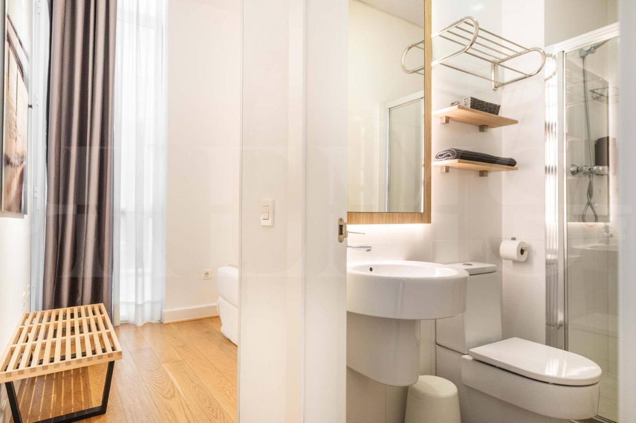 Apartment With Balcony In The Heart Of Malaga By Rems エクステリア 写真